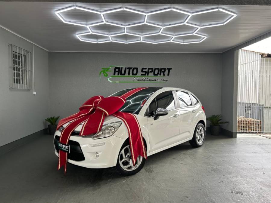 CITROËN - C3 - 2015/2015 - Branca - R$ 46.000,00