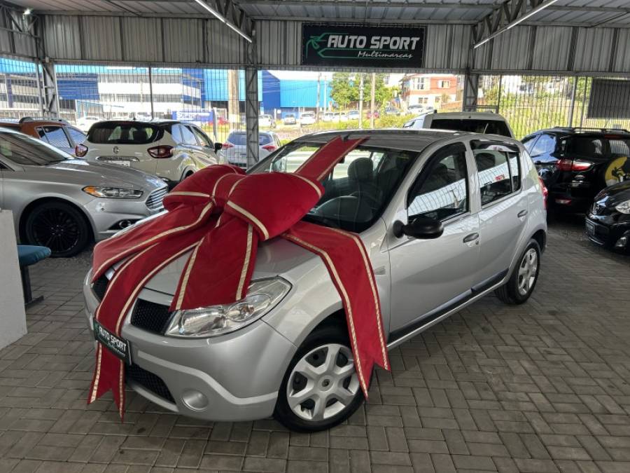 RENAULT - SANDERO - 2008/2009 - Prata - R$ 28.800,00