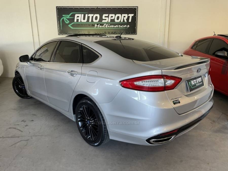 FORD - FUSION - 2015/2015 - Prata - R$ 84.000,00