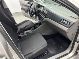 VOLKSWAGEN - POLO - 2017/2018 - Prata - R$ 68.990,00