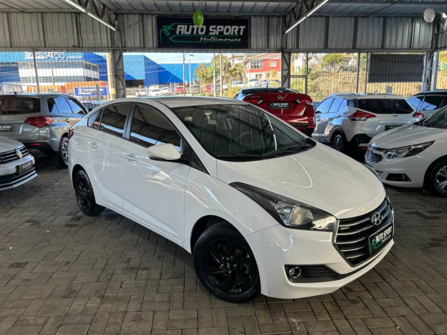 HYUNDAI - HB20S - 2016/2016 - Branca - R$ 64.900,00