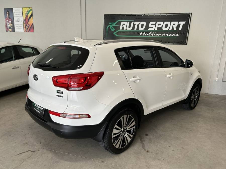 KIA MOTORS - SPORTAGE - 2015/2016 - Branca - R$ 86.900,00