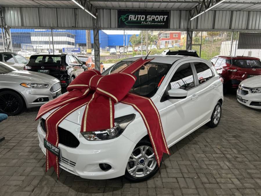 FORD - KA - 2016/2017 - Branca - R$ 49.900,00