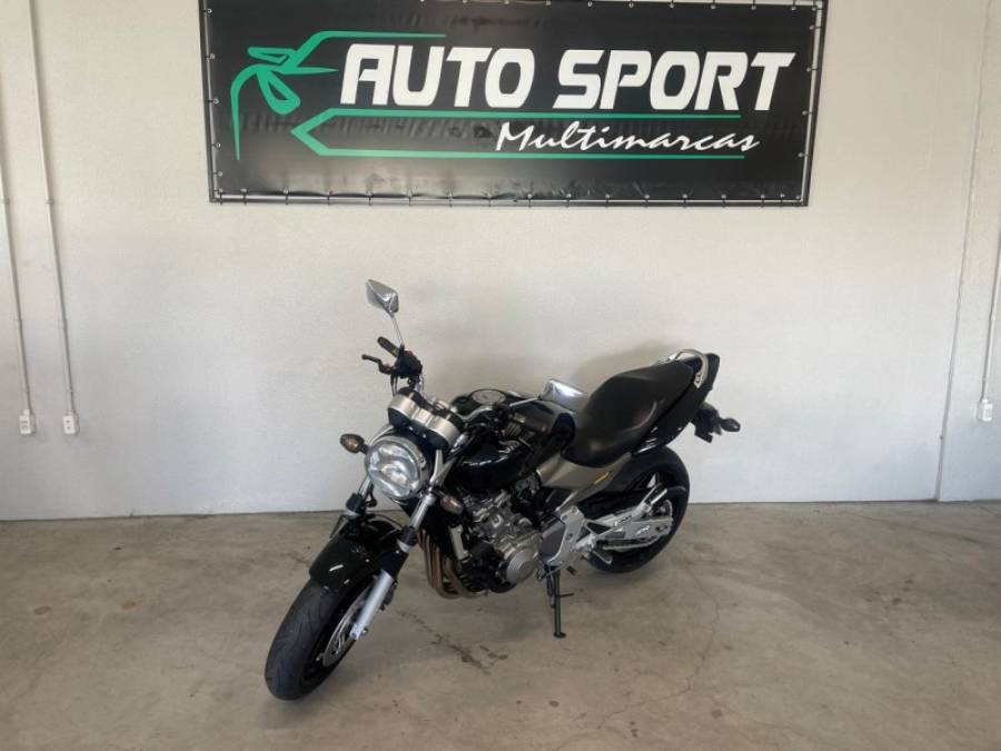 HONDA - CB 600F - 2005/2005 - Preta - R$ 27.900,00