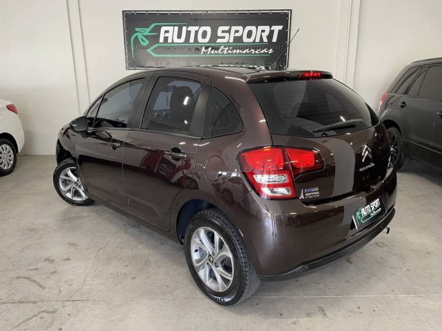 CITROËN - C3 - 2017/2018 - Marrom - R$ 49.900,00