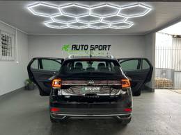 VOLKSWAGEN - T-CROSS - 2022/2022 - Preta - R$ 117.800,00