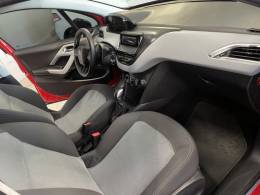 PEUGEOT - 208 - 2013/2014 - Vermelha - R$ 36.900,00