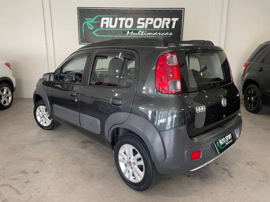 FIAT - UNO - 2011/2012 - Cinza - R$ 28.500,00