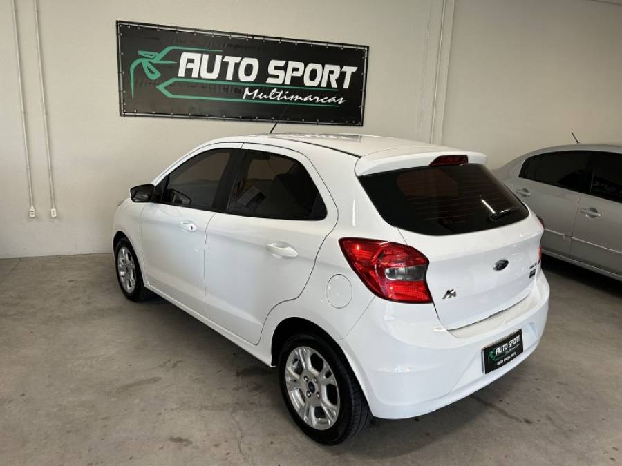 FORD - KA - 2016/2017 - Branca - R$ 52.800,00