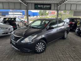 NISSAN - VERSA - 2016/2016 - Cinza - R$ 46.900,00