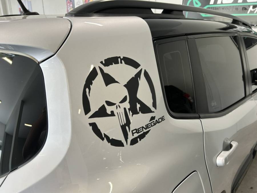 JEEP - RENEGADE - 2015/2016 - Prata - R$ 71.900,00